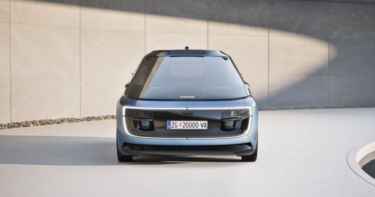 Создатель Bugatti построит такси