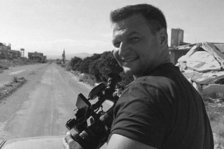 Умер оператор НТВ Кожин, раненный при обстреле ВСУ в Горловке