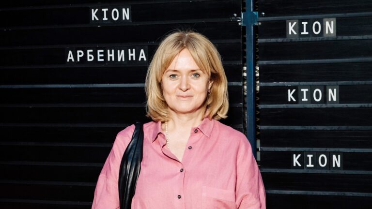 Званые гости: Михалкова — у Арбениной, Лисовец — на вернисаже