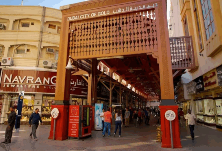 Рынок Дейра в Дубае: Погружение в атмосферу восточного базара